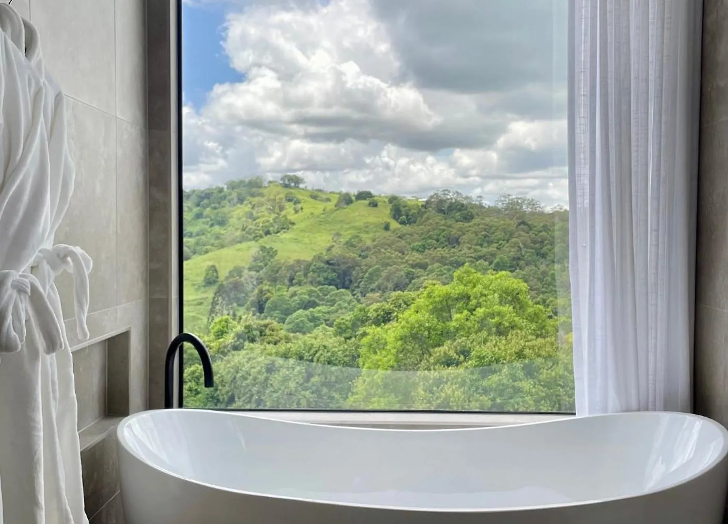 Obi Rise Maleny Villa