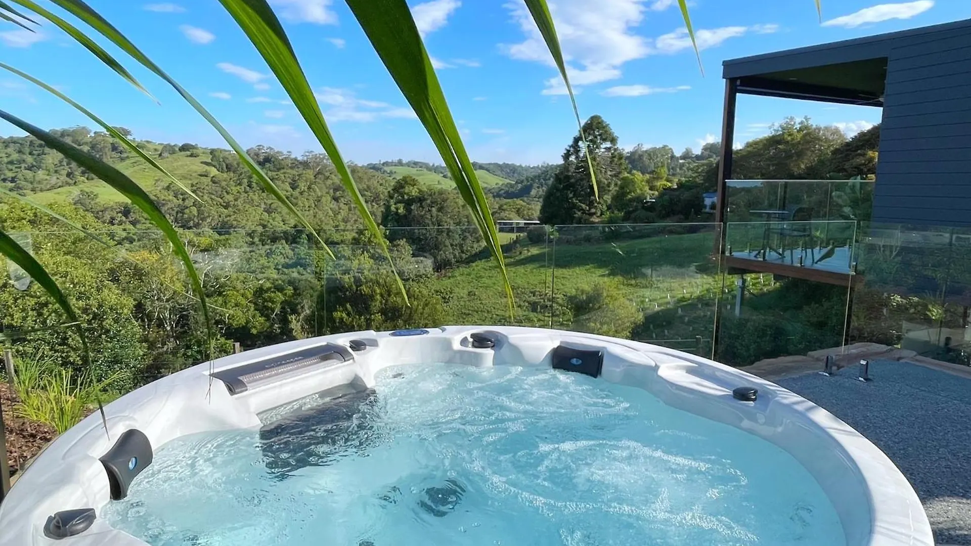 Obi Rise Maleny Villa